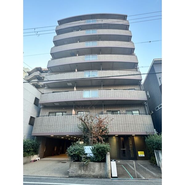 ライフ北梅田の外観