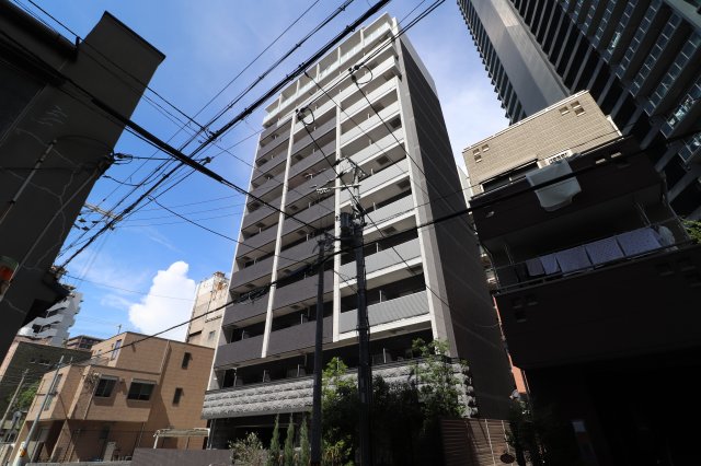 ララプレイス梅田西イルミナーレの外観