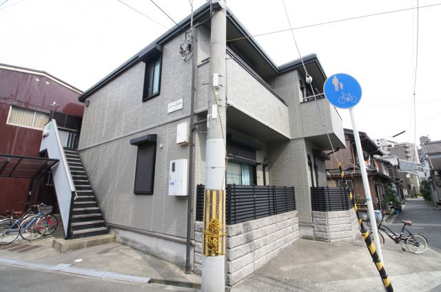 レトアパークサイドの外観