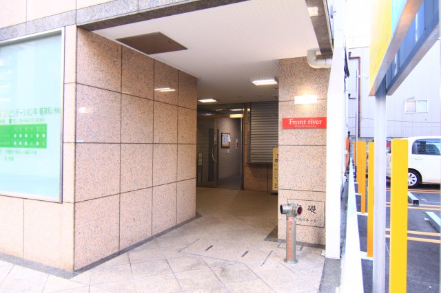 フロントリバー東難波の外観