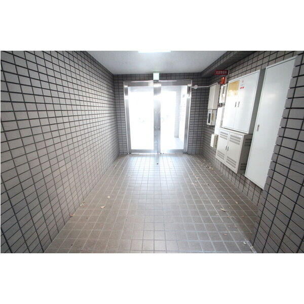 ステージア園田東の外観