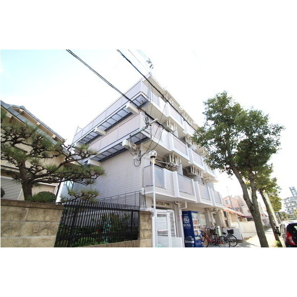 ステージア園田東の外観