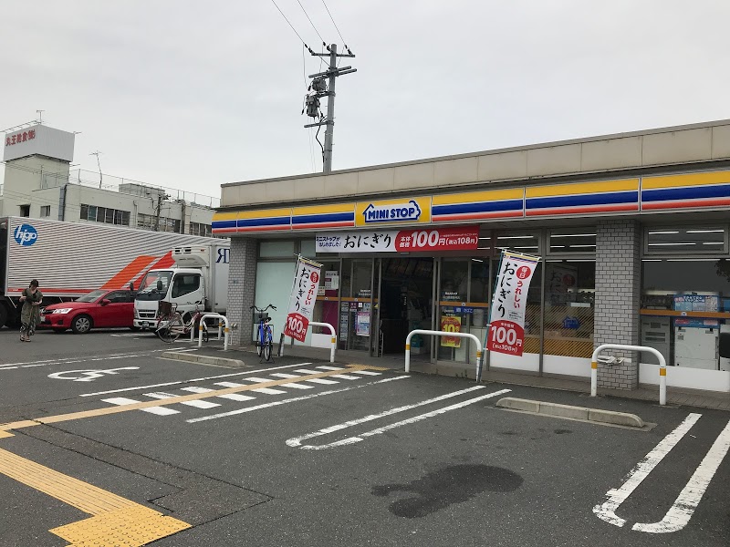 【コンビニエンスストア】セブン-イレブン尼崎西難波６丁目店まで1295ｍ