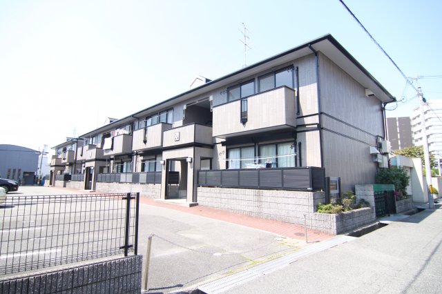 サンライズ立花ハイツの外観