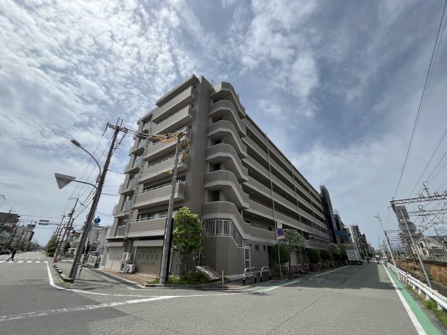 フォルザ武庫之荘の外観