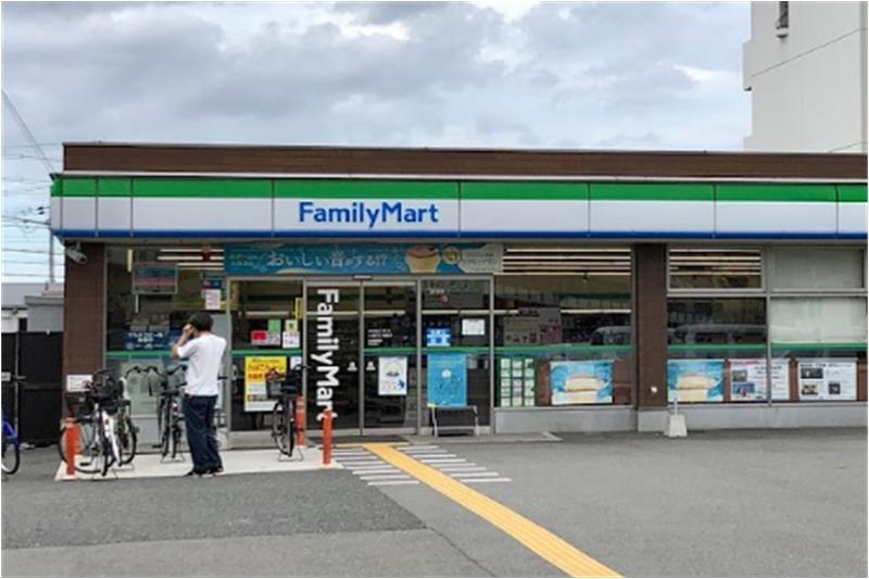 【コンビニエンスストア】ファミリーマート 八尾天王寺屋店まで312ｍ