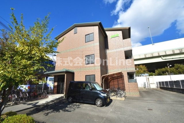 ハイウッズナガタ