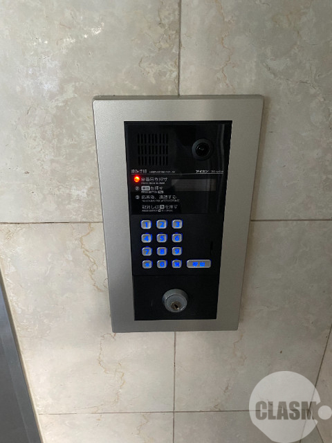 オートロック、防犯カメラあり♪