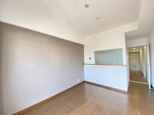 こちらの居間で趣味の時間をお楽しみください