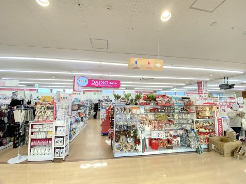 【生活雑貨店】ザ・ダイソー 関西スーパー高石駅前店まで749ｍ