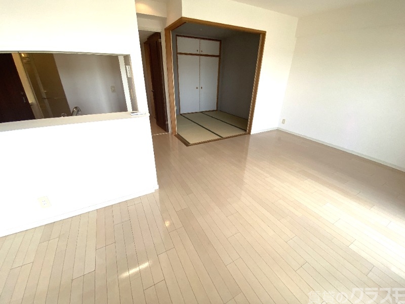 フローリングのピカピカです。