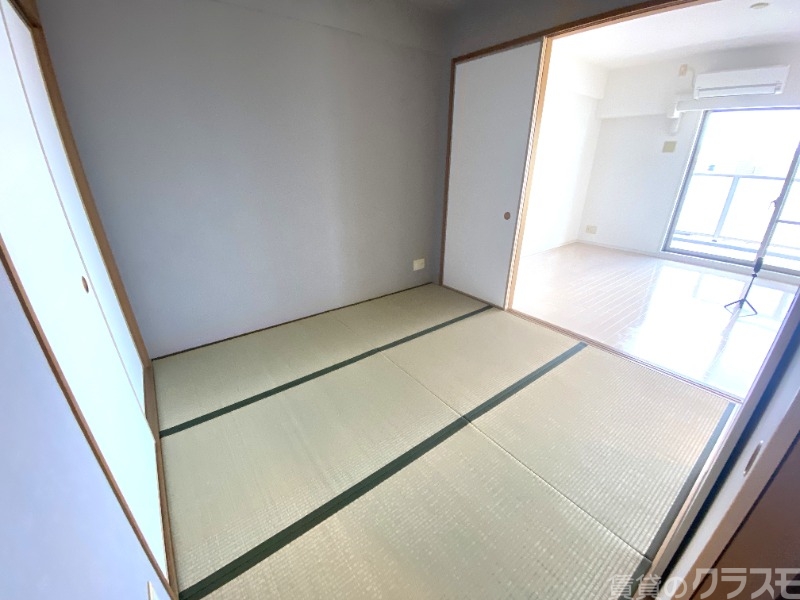 畳は足元のヒンヤリ感が少ないです☆