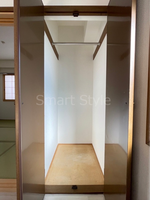 もちろん収納スペースも確保。お部屋がスッキリ片付きますね。