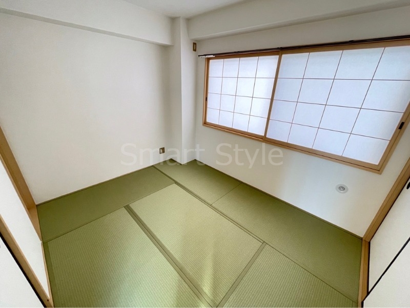 もうひとつのくつろぎの空間、和室も忘れてません。