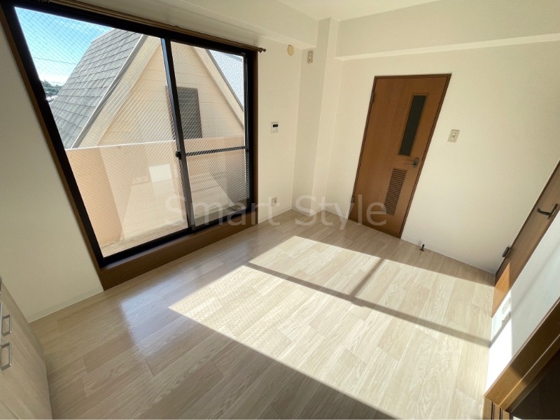 とても風通しが良いです。快適な睡眠がとれそうですね。