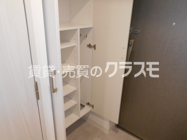 シューズボックス