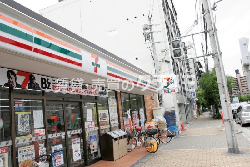 セブン*イレブン 大阪三泉市場通店 349m