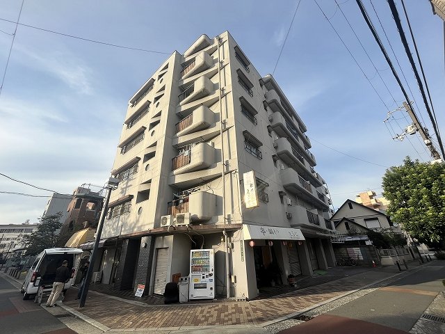 サンヒルズの外観