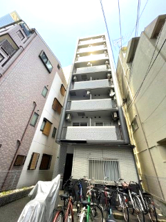 シャネル新大阪の外観