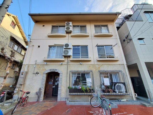ＵＰＧＲＡＮＤ菅原の外観