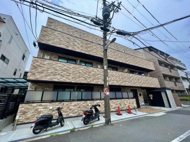 リアコート下新庄の外観