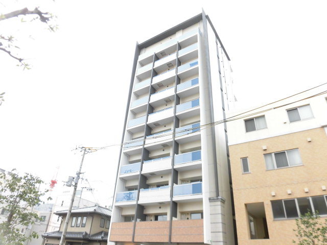 アバンティ淡路の外観