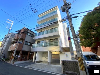 センコート・パトルの外観