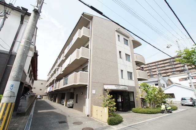 シャトー三木第３の外観
