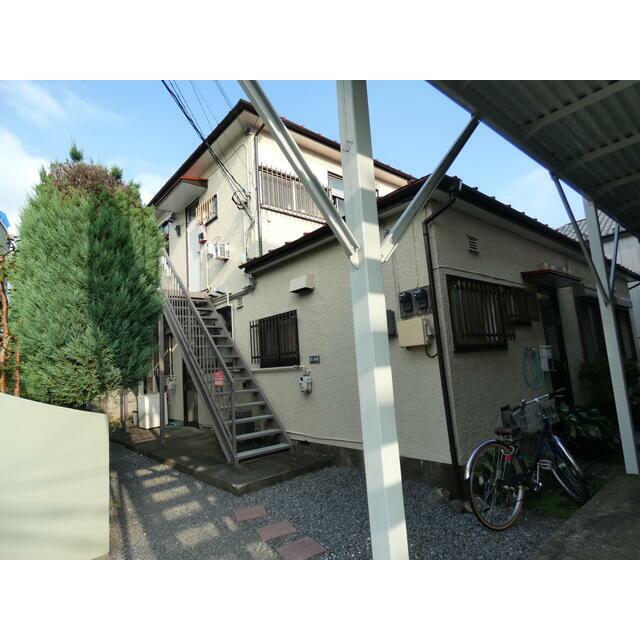 第１三条アパートの外観