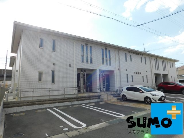 ジュナスの外観 ジュナスの外観