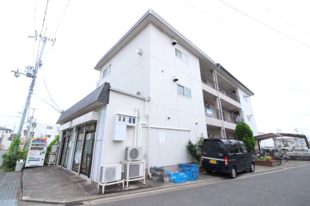 茨木市沢良宜東町の賃貸マンション