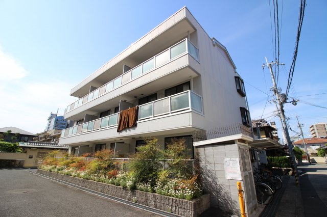 アメニティ駅前の外観