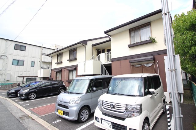 エレガンツァカーサ