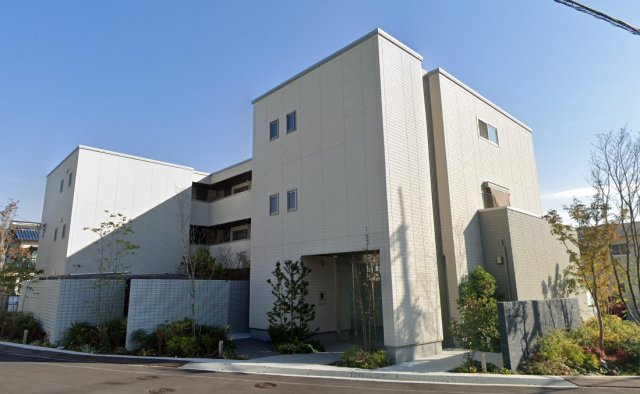 シャーメゾンフロイデ茨木中条