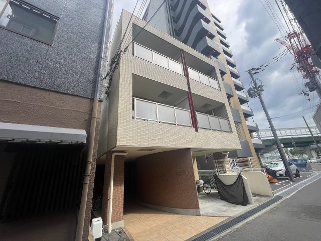 ラージヒル神戸駅西