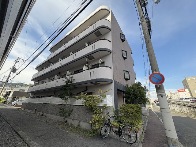アンピエスK