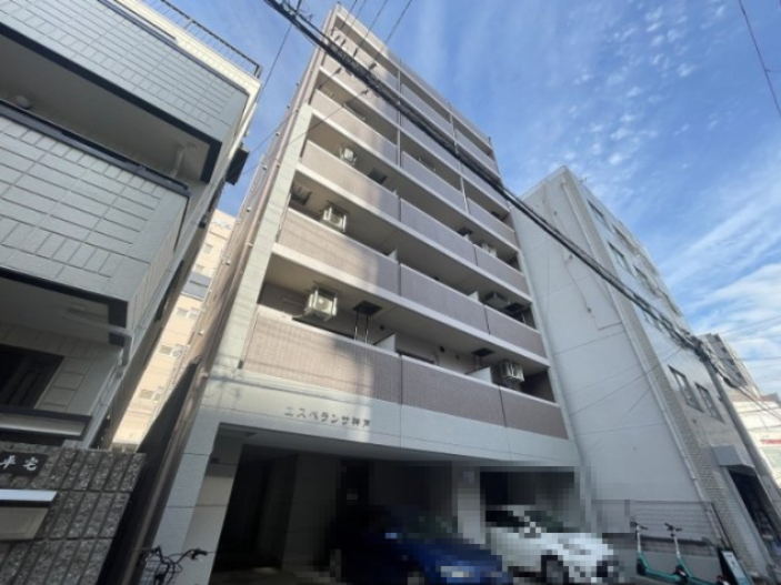 EIGHT KOBE