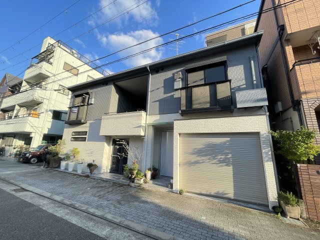 ラフィーナ・エム