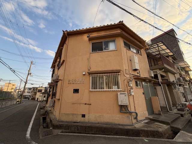 ビーコート下三条