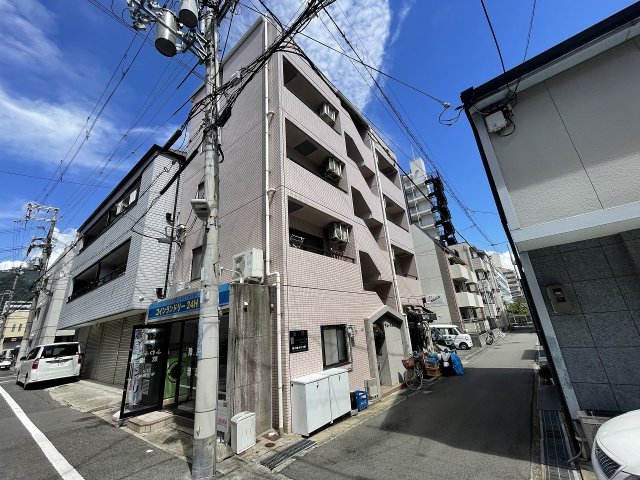ラムール春日野道