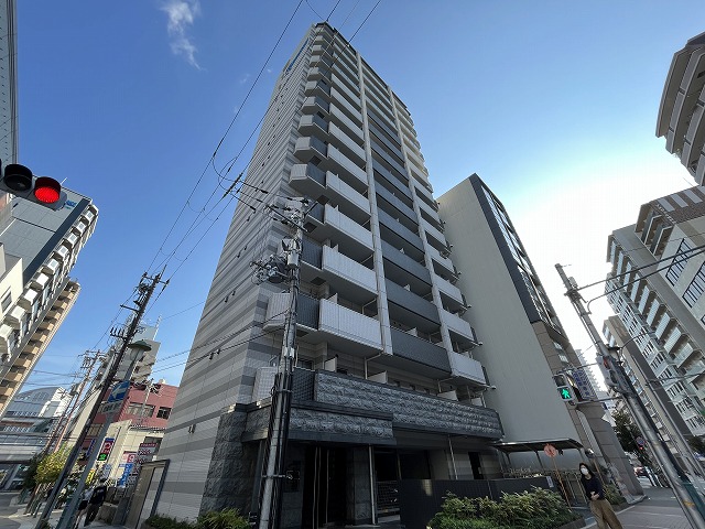 プレサンスみなと元町駅前