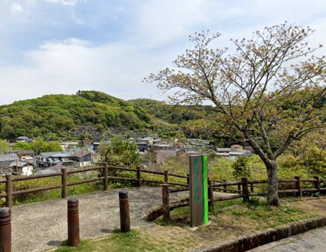 【公園】源内山緑地まで566ｍ