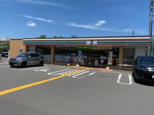 【コンビニエンスストア】セブンイレブン 高知吉田町店まで238ｍ