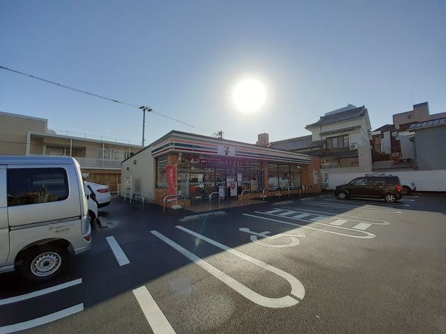 【コンビニエンスストア】セブンイレブン 高知稲荷町店まで389ｍ