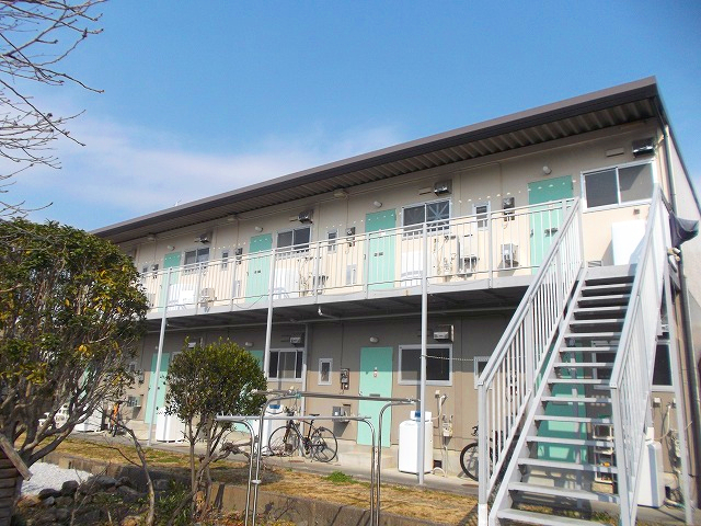 西本ハイツ(朝倉本町)