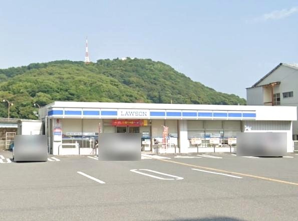 【コンビニエンスストア】ローソン 高知弘化台店まで609ｍ