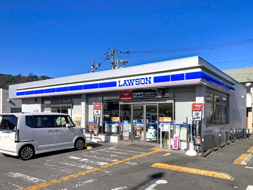 【コンビニエンスストア】ローソン 高知百石町二丁目店まで494ｍ