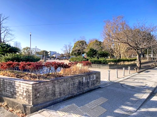 【公園】高須公園まで744ｍ