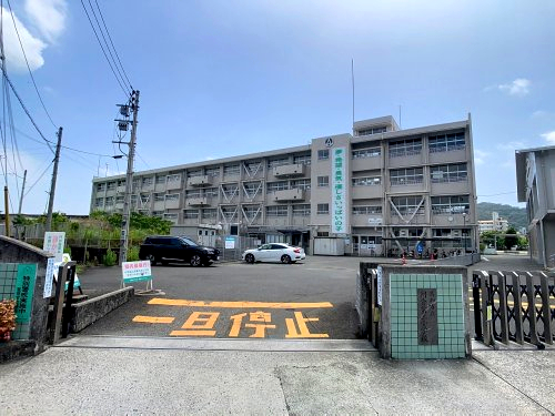 【小学校】高知市立朝倉第二小学校まで752ｍ