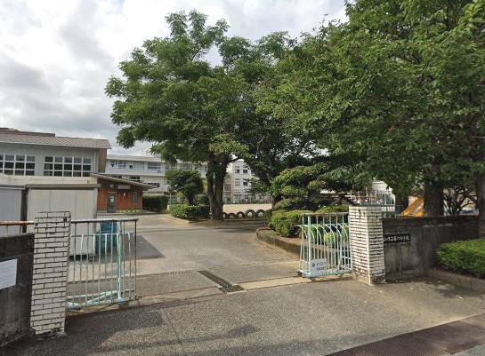 【小学校】高知市立第六小学校まで825ｍ